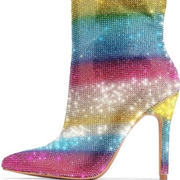 Statement Rinestone Boots - Picture 3 of 3